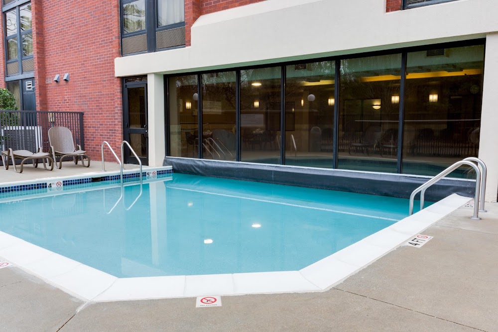 Drury Inn & Suites Birmingham Grandview Vending Machine Location