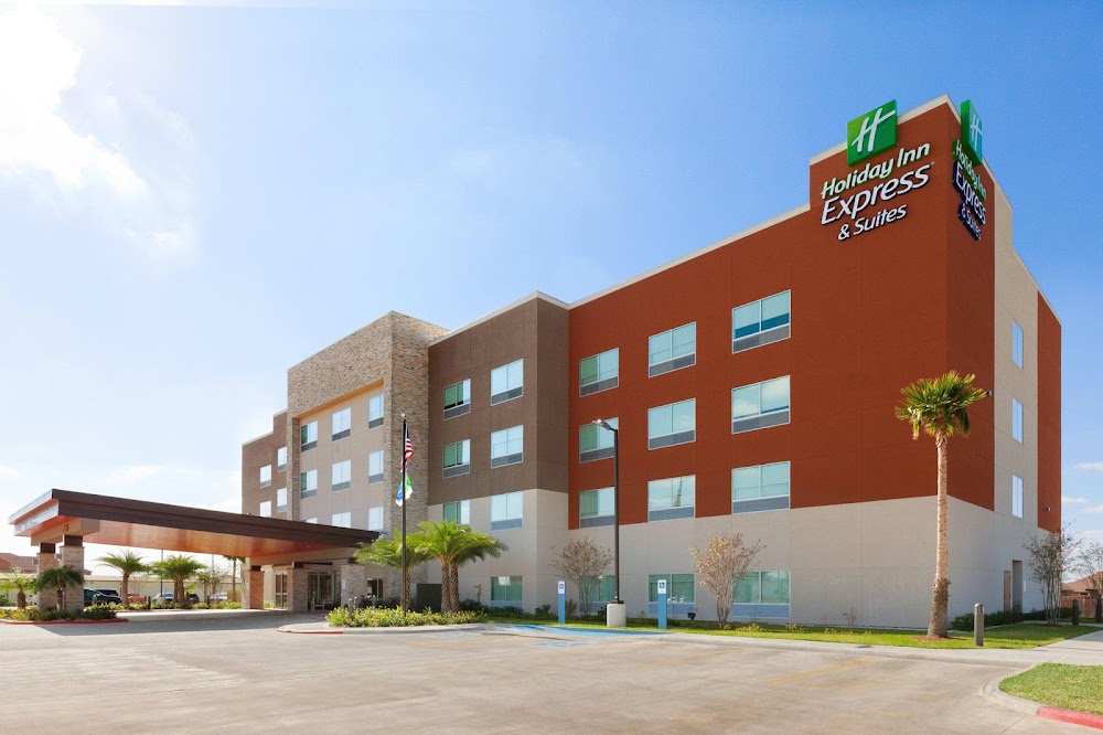 Holiday Inn Express & Suites Edinburg-McAllen Area by IHG Vending Machine Location
