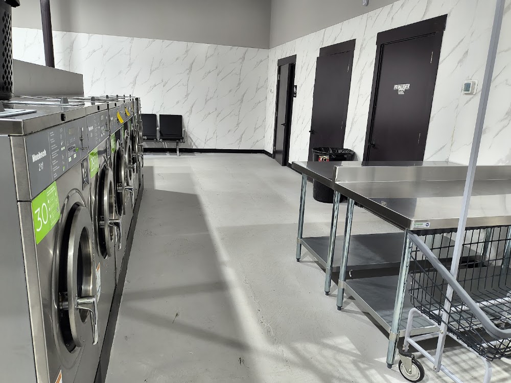 24 Hour Laundromat Vending Machine Location