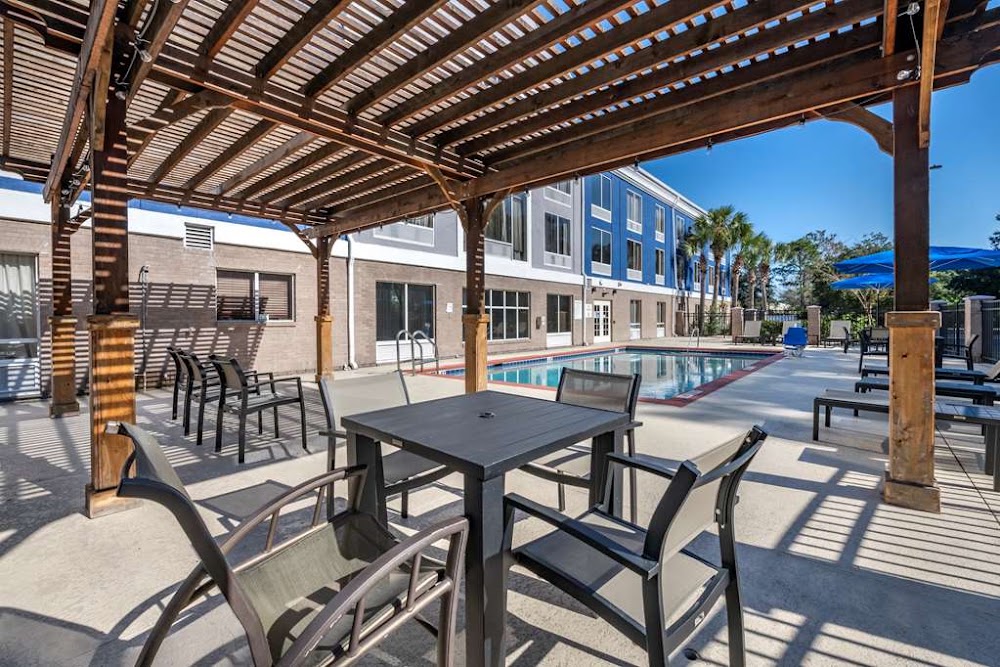 Best Western Plus Flagler Beach Area Inn & Suites Vending Machine Location