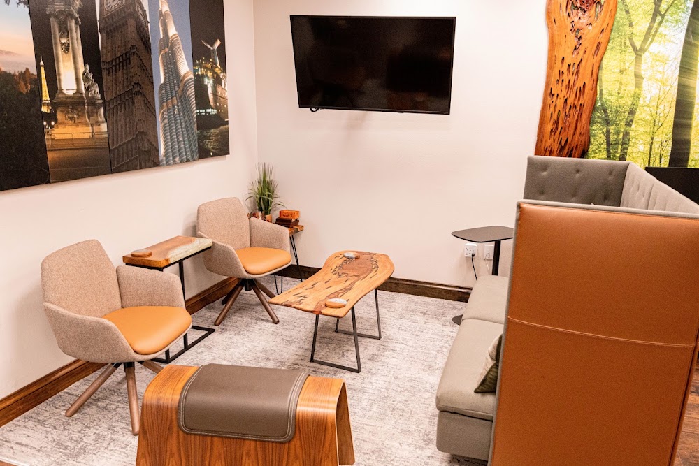 4 & Co Coworking Spaces - Clearwater Vending Machine Location