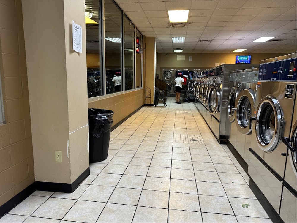 AK's Super Clean Coin Laundry Vending Machine Location