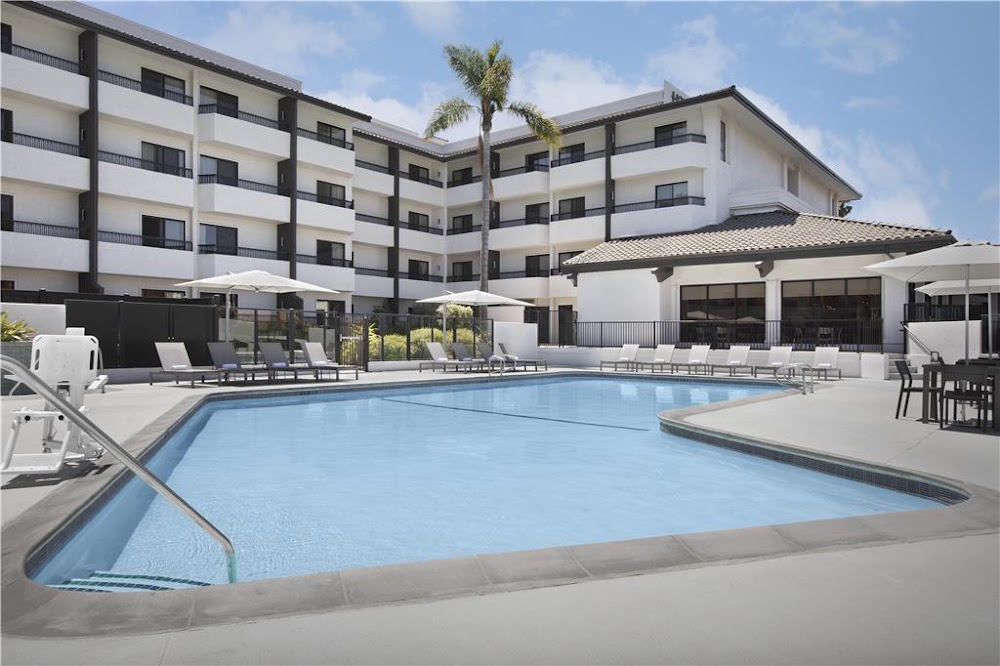 Homewood Suites by Hilton Santa Maria Vending Machine Location