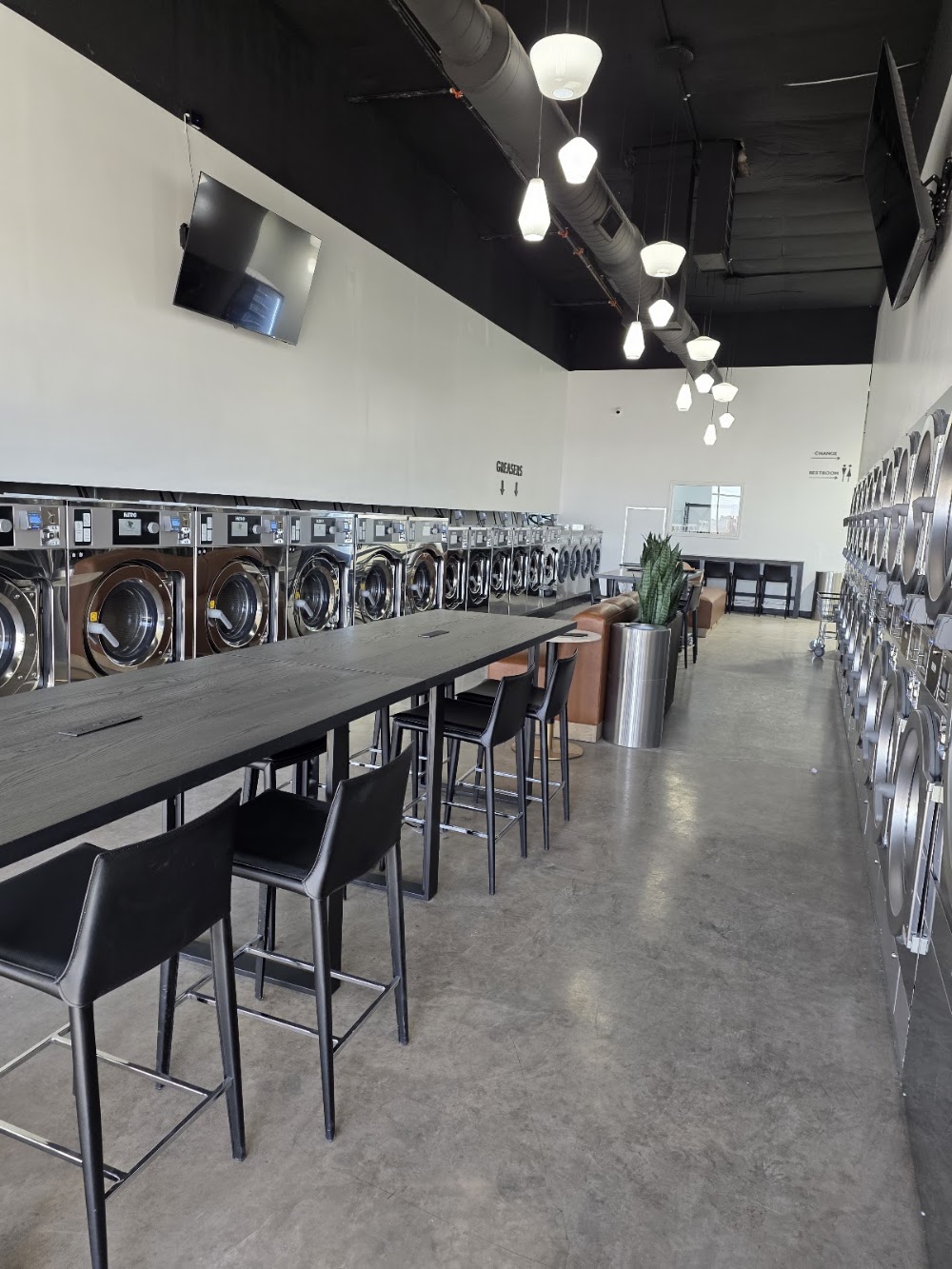 Clean To a T Laundromat Vending Machine Location
