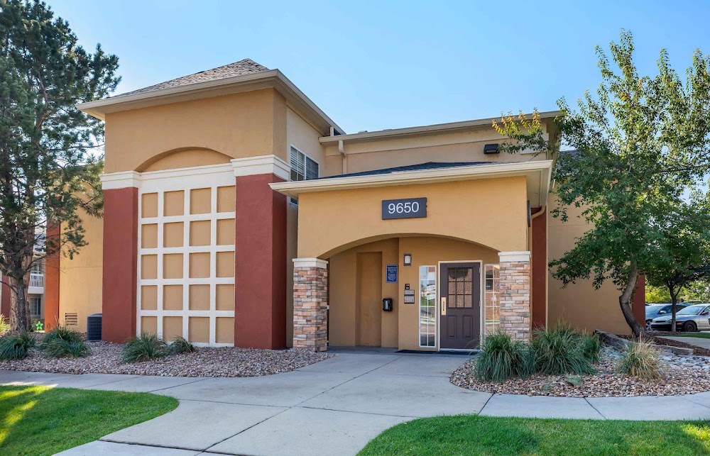 Extended Stay America Suites- Denver - Tech Center South - Inverness Vending Machine Location