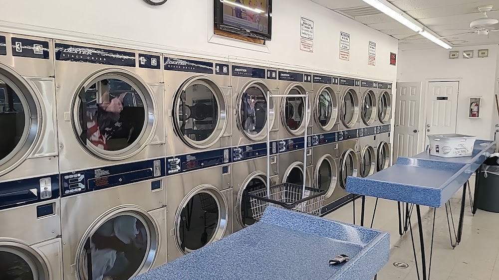 Coin Laundry Richardson Wash & Dry Vending Machine Location