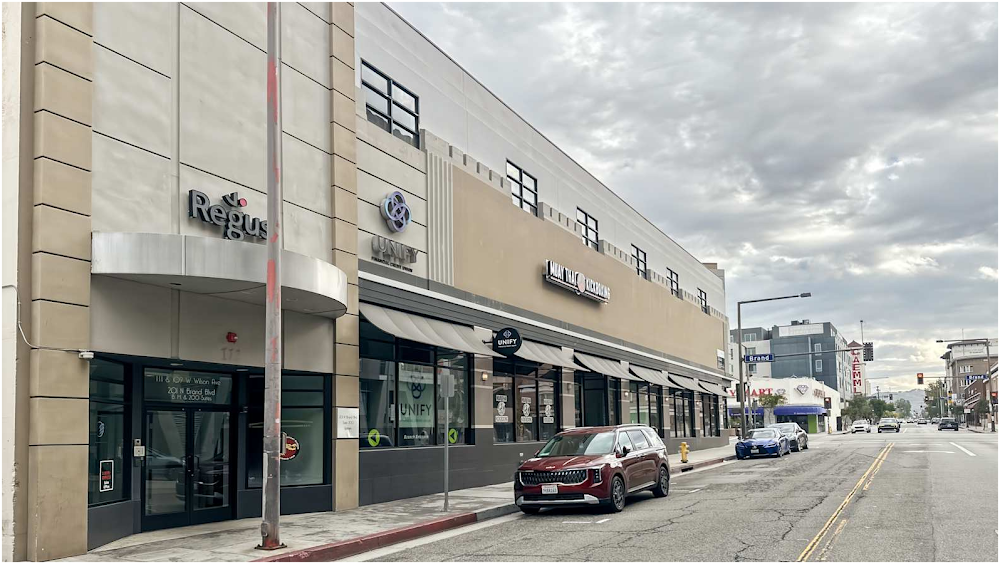 Regus - Glendale - Downtown Glendale Vending Machine Location