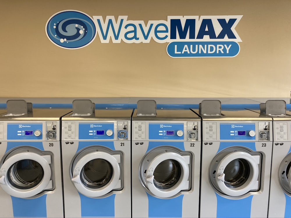 WaveMAX Laundry Lansing, MI Vending Machine Location