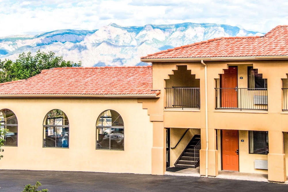 Days Inn by Wyndham Rio Rancho Vending Machine Location