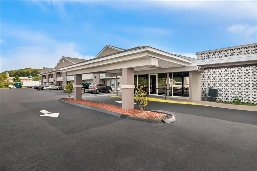Quality Inn Waterbury East Vending Machine Location