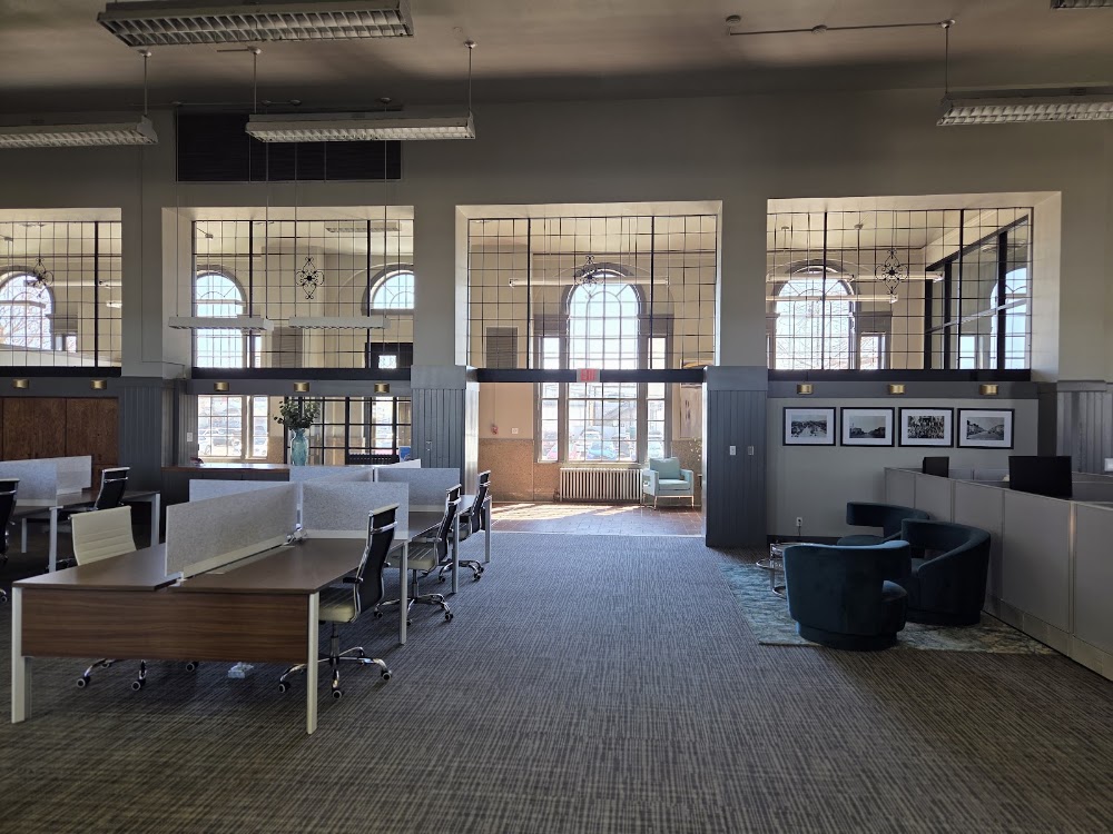 Stiles On Gray - Office Suites and Coworking Spaces Vending Machine Location