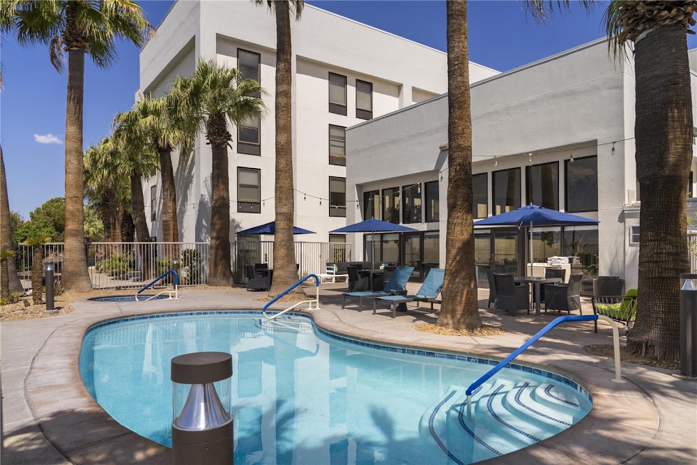 Hampton Inn St. George Vending Machine Location
