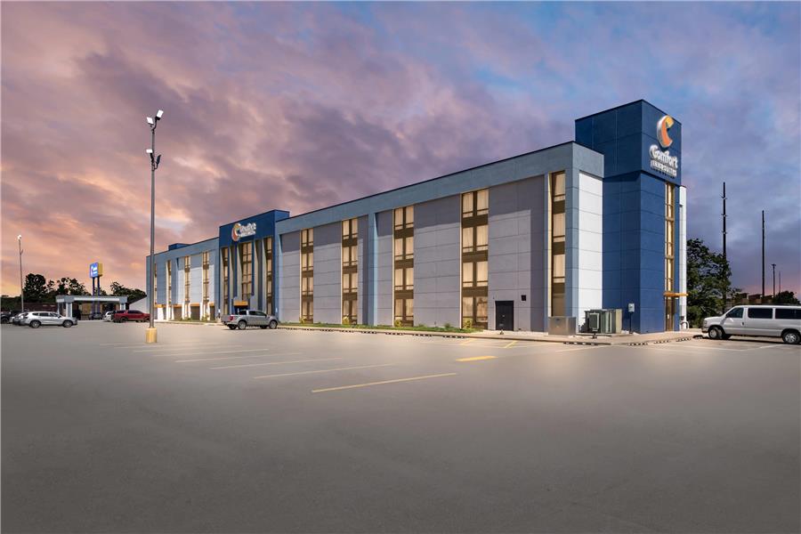 Comfort Inn & Suites Evansville Airport Vending Machine Location