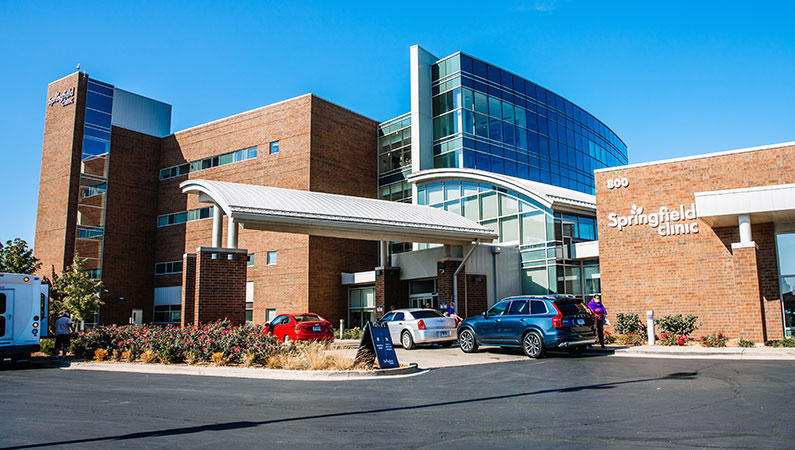 Springfield Clinic 1st - 800 Building Vending Machine Location