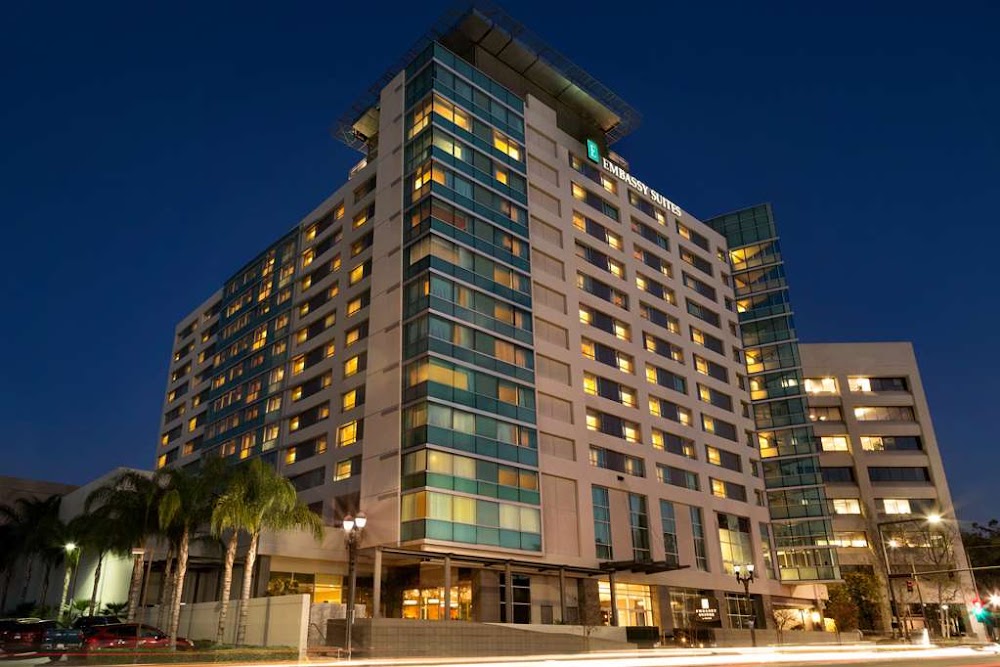 Embassy Suites by Hilton Los Angeles Glendale Vending Machine Location