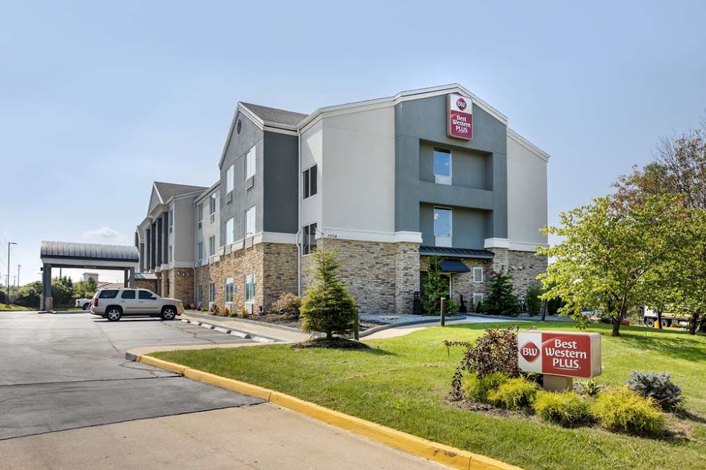 Best Western Plus Columbia Inn Vending Machine Location