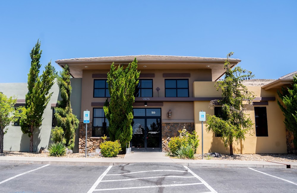 Pinnacle Medical Group - Sparks Vending Machine Location