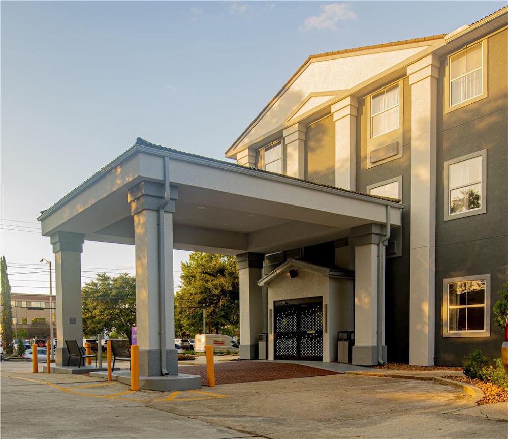Spark by Hilton Lafayette South Vending Machine Location
