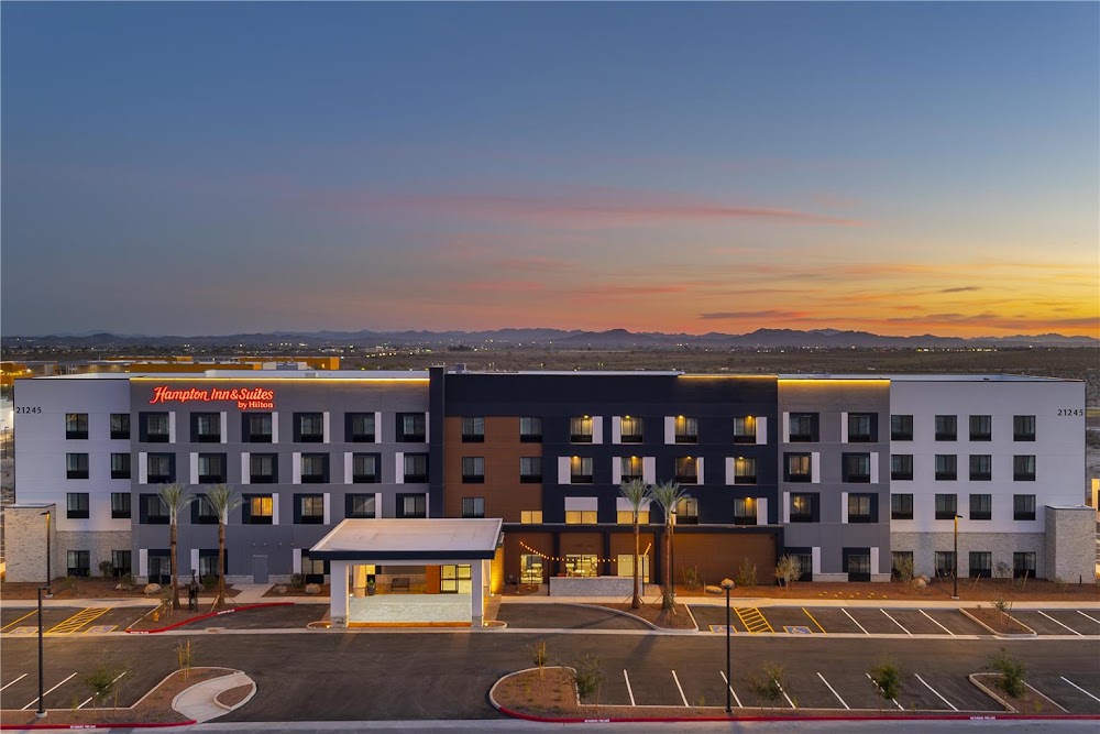 Hampton Inn & Suites by Hilton Buckeye Phoenix Vending Machine Location