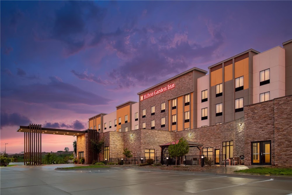 Hilton Garden Inn Topeka Vending Machine Location