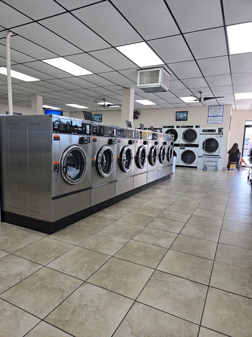 Hollywood Coin Laundry Vending Machine Location