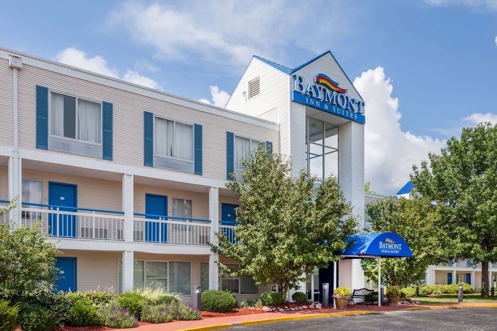 Baymont by Wyndham Peoria Vending Machine Location
