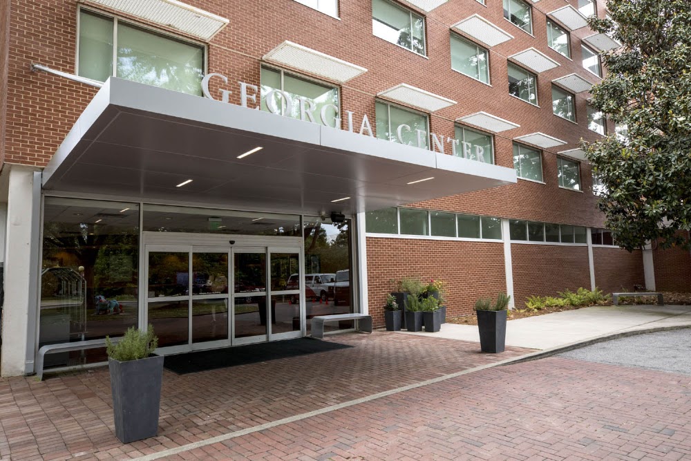 University of Georgia Center for Continuing Education & Hotel Vending Machine Location