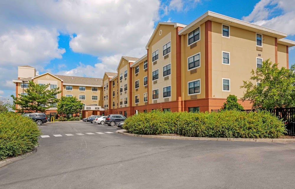 Extended Stay America Suites- Elizabeth - Newark Airport Vending Machine Location