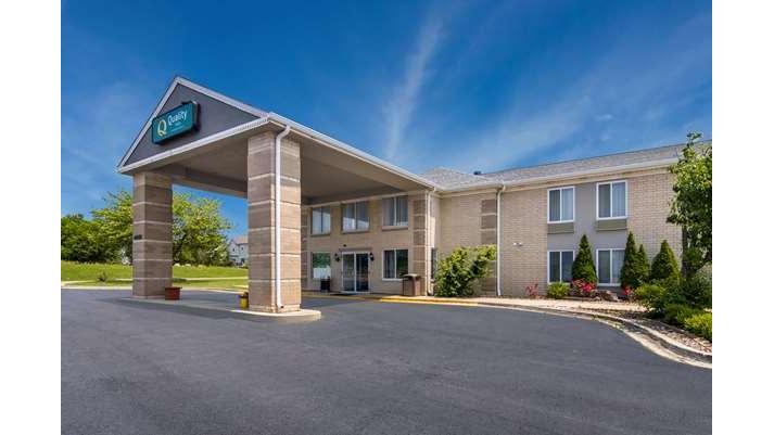 Quality Inn Aurora - Naperville Area Vending Machine Location