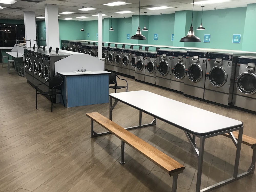 SuperClean Laundromats - Clovis California Vending Machine Location