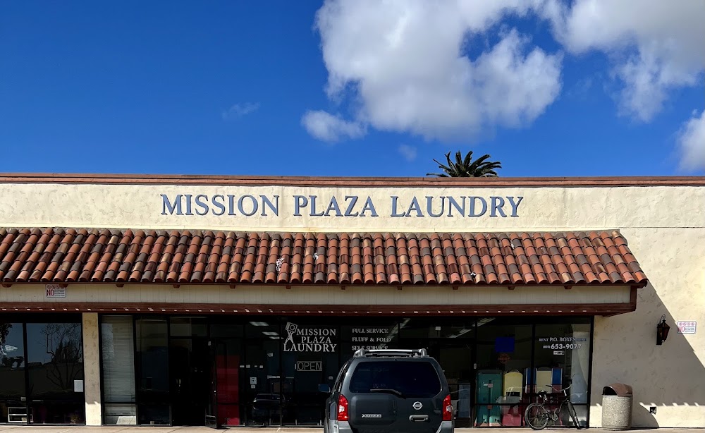 Mission Plaza Laundry Vending Machine Location