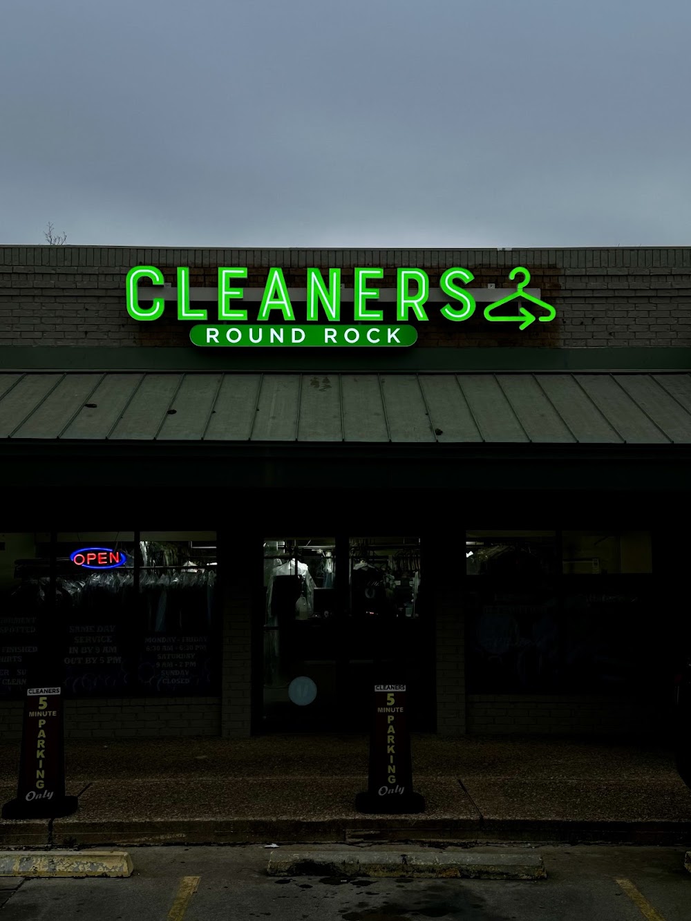 Round Rock Cleaners Vending Machine Location