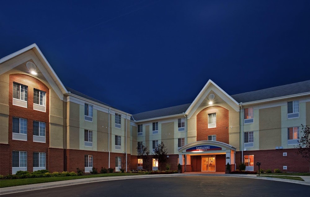 Candlewood Suites Kansas City Speedway by IHG Vending Machine Location