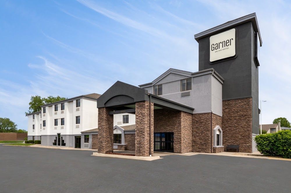 Garner Hotel Topeka West by IHG Vending Machine Location