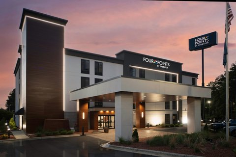 Four Points by Sheraton Fayetteville Fort Bragg Vending Machine Location