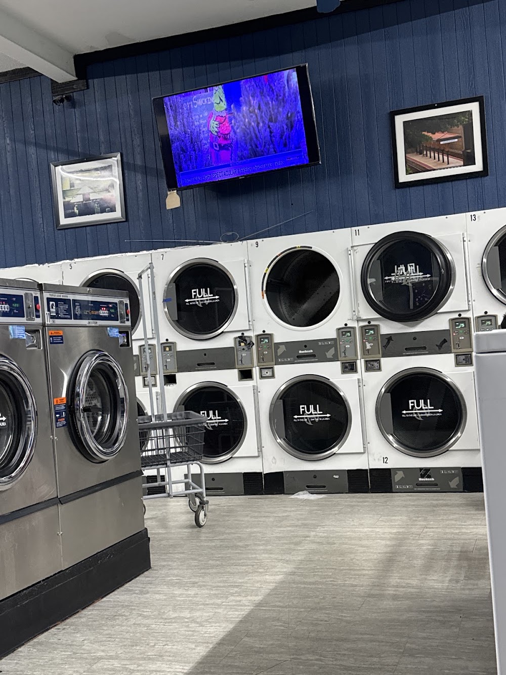 Spin City Laundromat Vending Machine Location