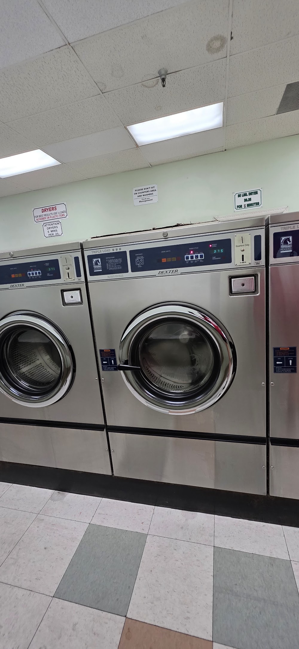 Wash N Dry Vending Machine Location