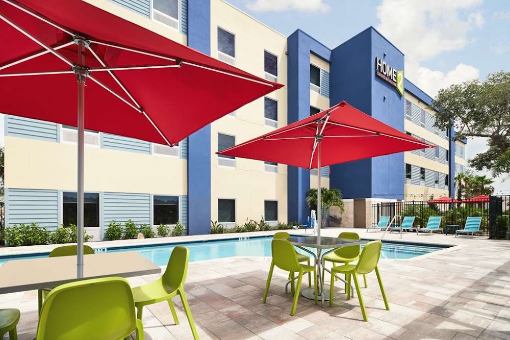 Home2 Suites by Hilton Palm Bay Melbourne I 95 Vending Machine Location