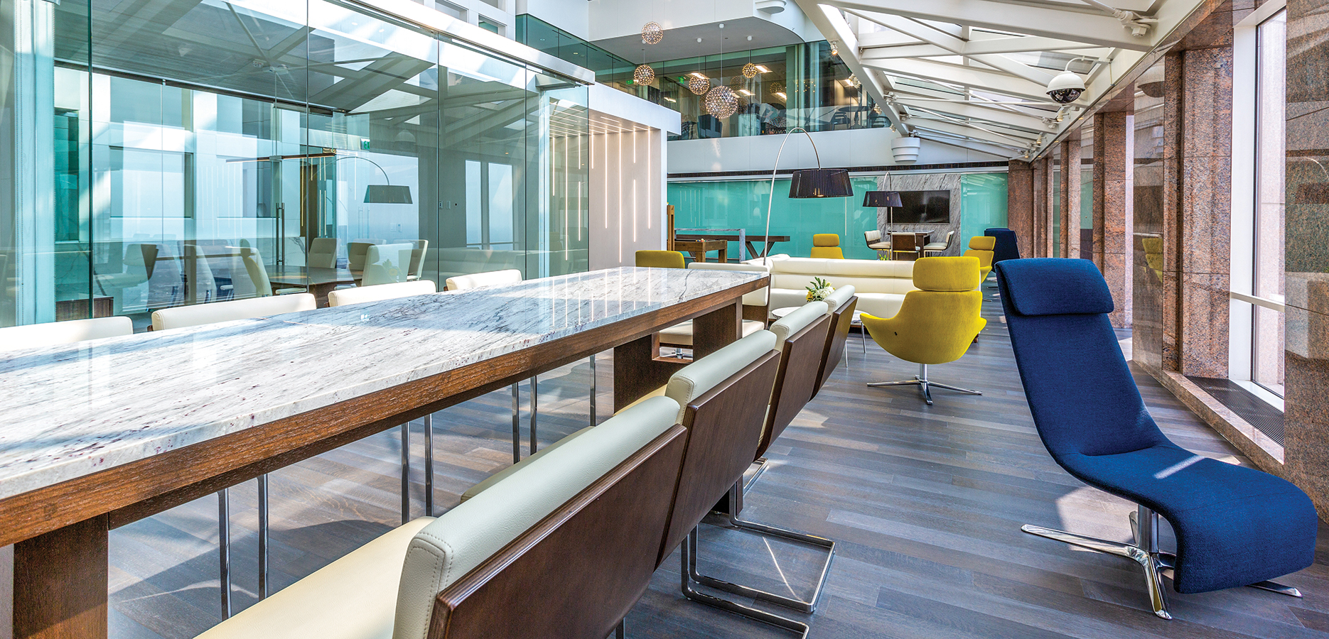 Chase Tower Dallas — Sky Lobby Vending Machine Location