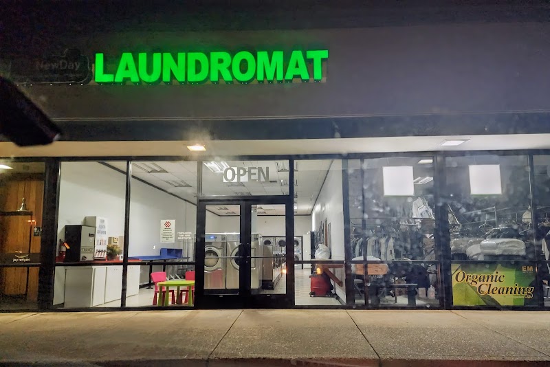 NewDay Laundromat Vending Machine Location