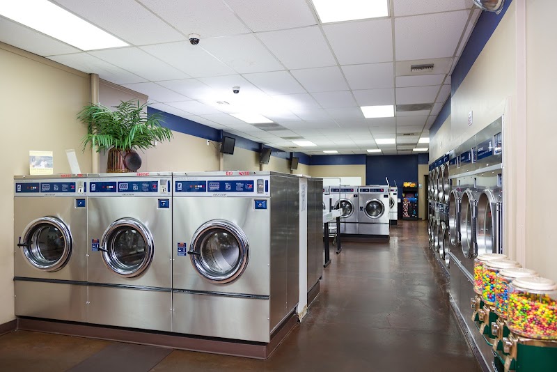 Wash-n-Tan Vending Machine Location