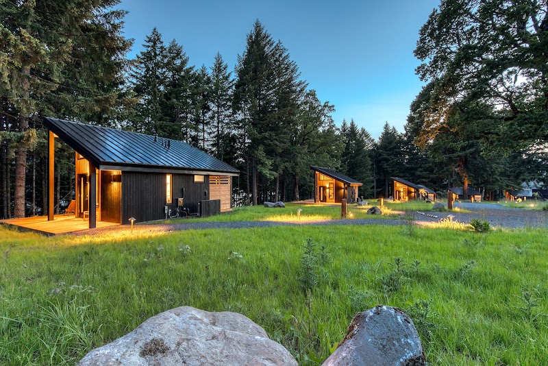 Tenzen Springs & Cabins Vending Machine Location