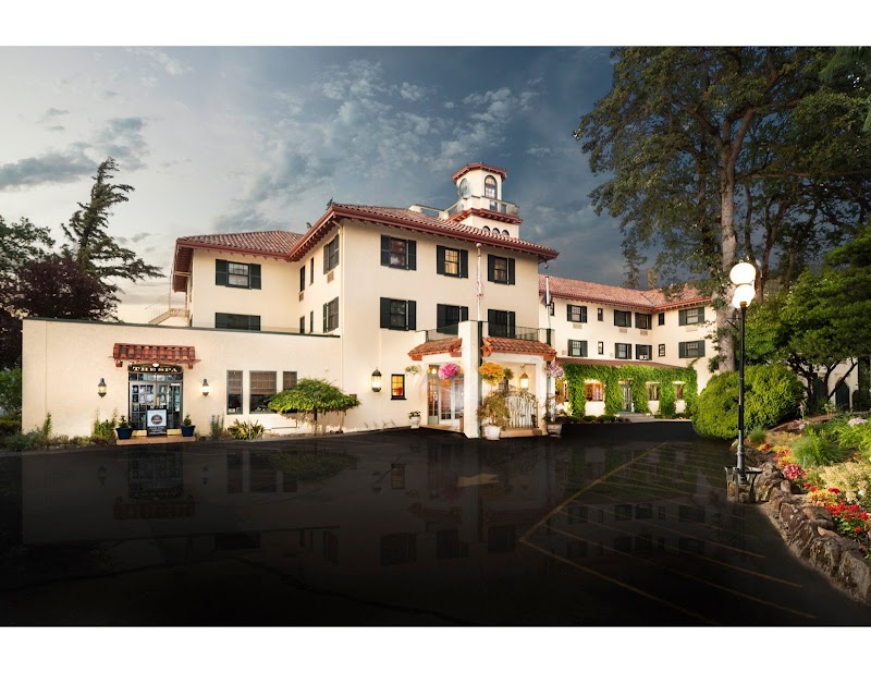 Columbia Gorge Hotel & Spa Vending Machine Location