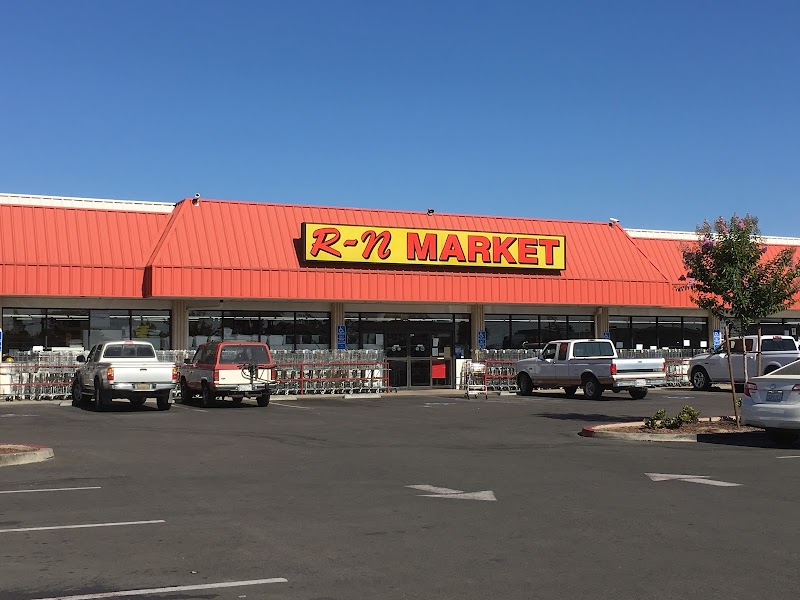 R-N Market Vending Machine Location