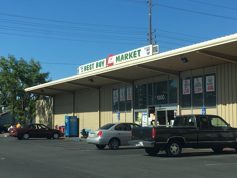 Best Buy Market IGA | Visalia CA Vending Machine Location