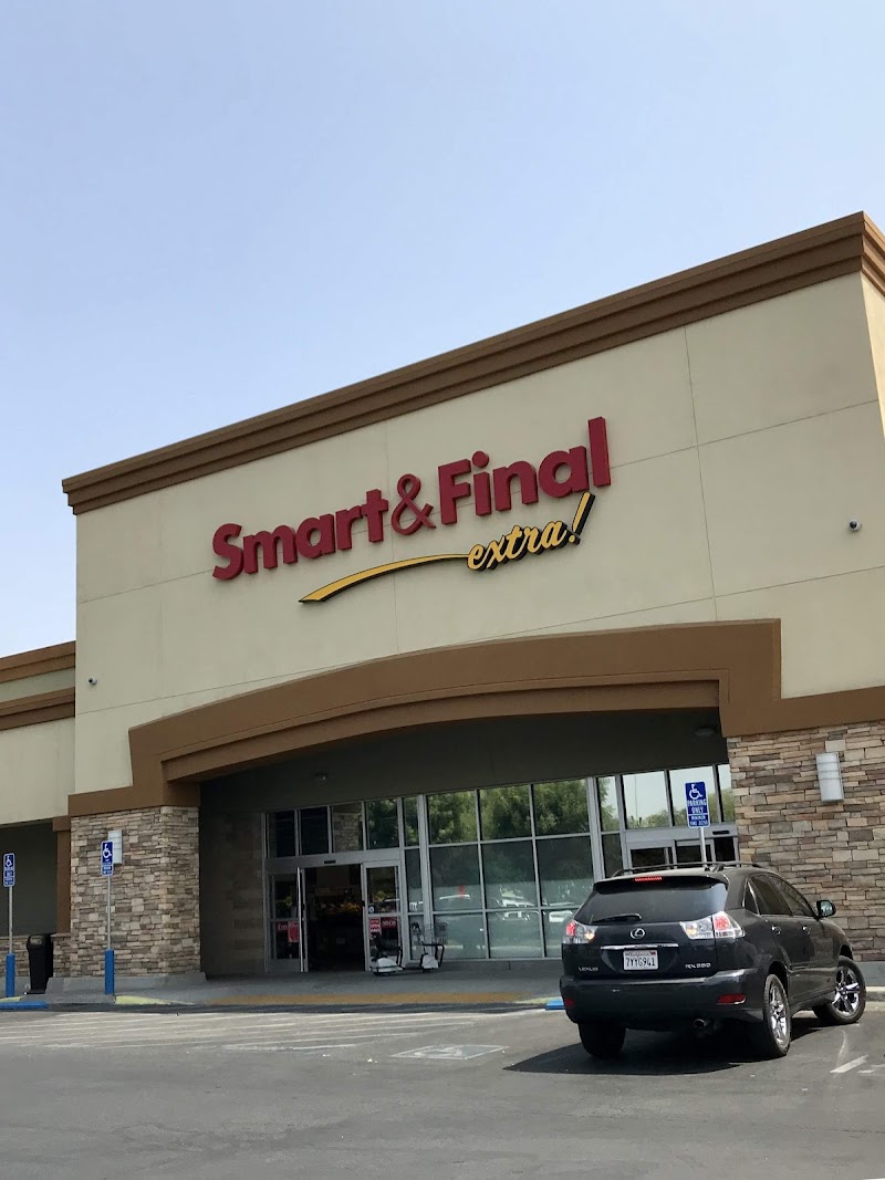 Smart & Final Extra! Vending Machine Location
