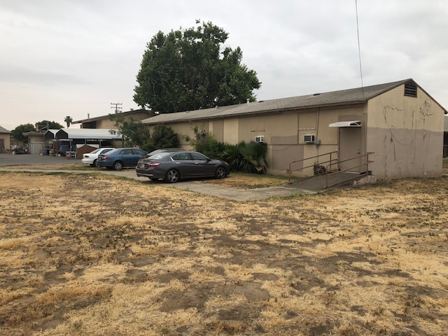 Visalia Gleaning Seniors Vending Machine Location