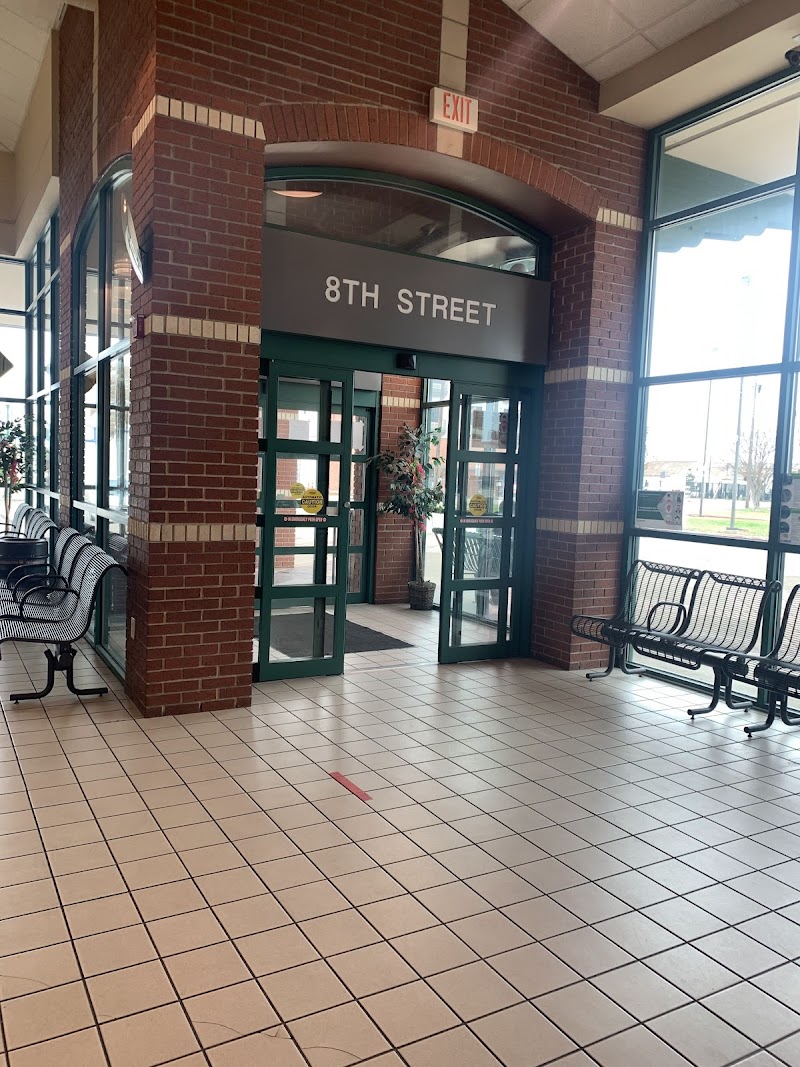 Greyhound: Bus Stop Vending Machine Location