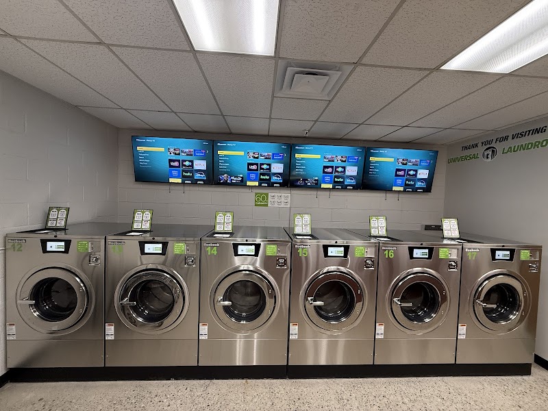 Universal Laundromat of Warren 10 Vending Machine Location