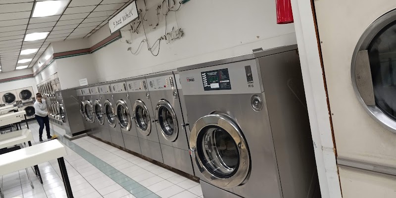 Coin Laundry wash & fold Vending Machine Location